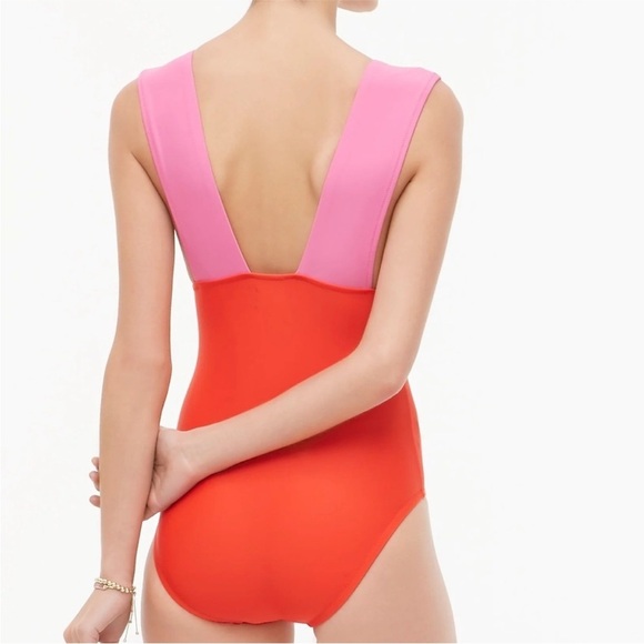 J CREW Pink & Coral Colorblock Ruched One Piece
Swimsuit Size M - Picture 4 of 5